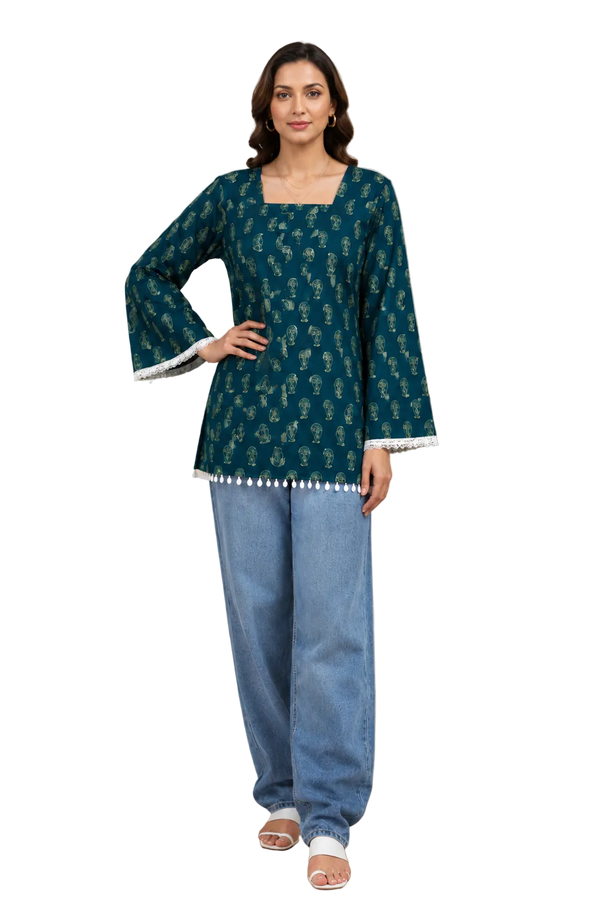 Vastraanii Women's Teal Paisley Print Cotton Top with Square Neck & Lace Detail
