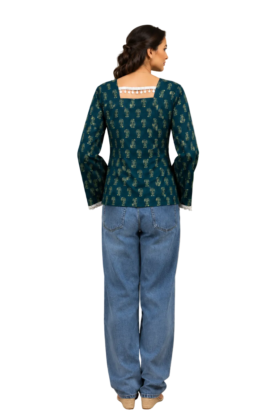Vastraanii Women's Teal Paisley Print Cotton Top with Square Neck & Lace Detail