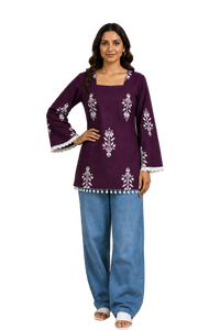 Vastraanii Women's Purple Floral Printed Cotton Top with Square Neck & Lace Trim