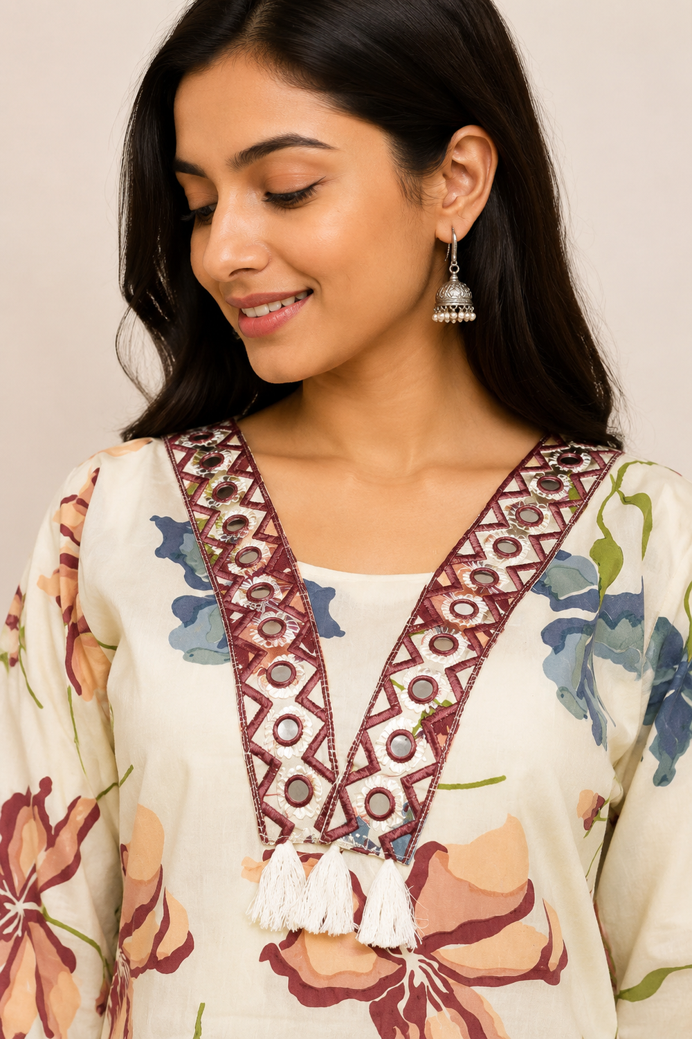 Vastraanii Floral Printed Co-Ord Set for Women Cream