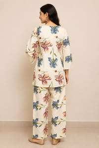 Vastraanii Floral Printed Co-Ord Set for Women Cream